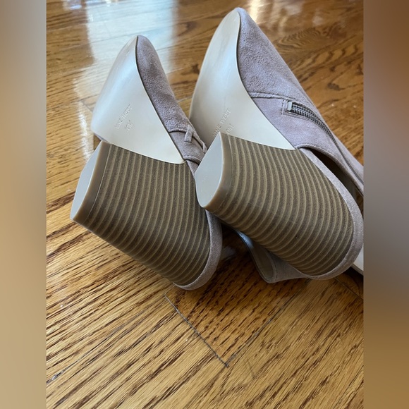 Nine West open toe suede bootie shoe! - Picture 3 of 9